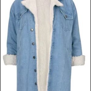 VENUS Light Blue Sherpa-Lined Denim Jacket